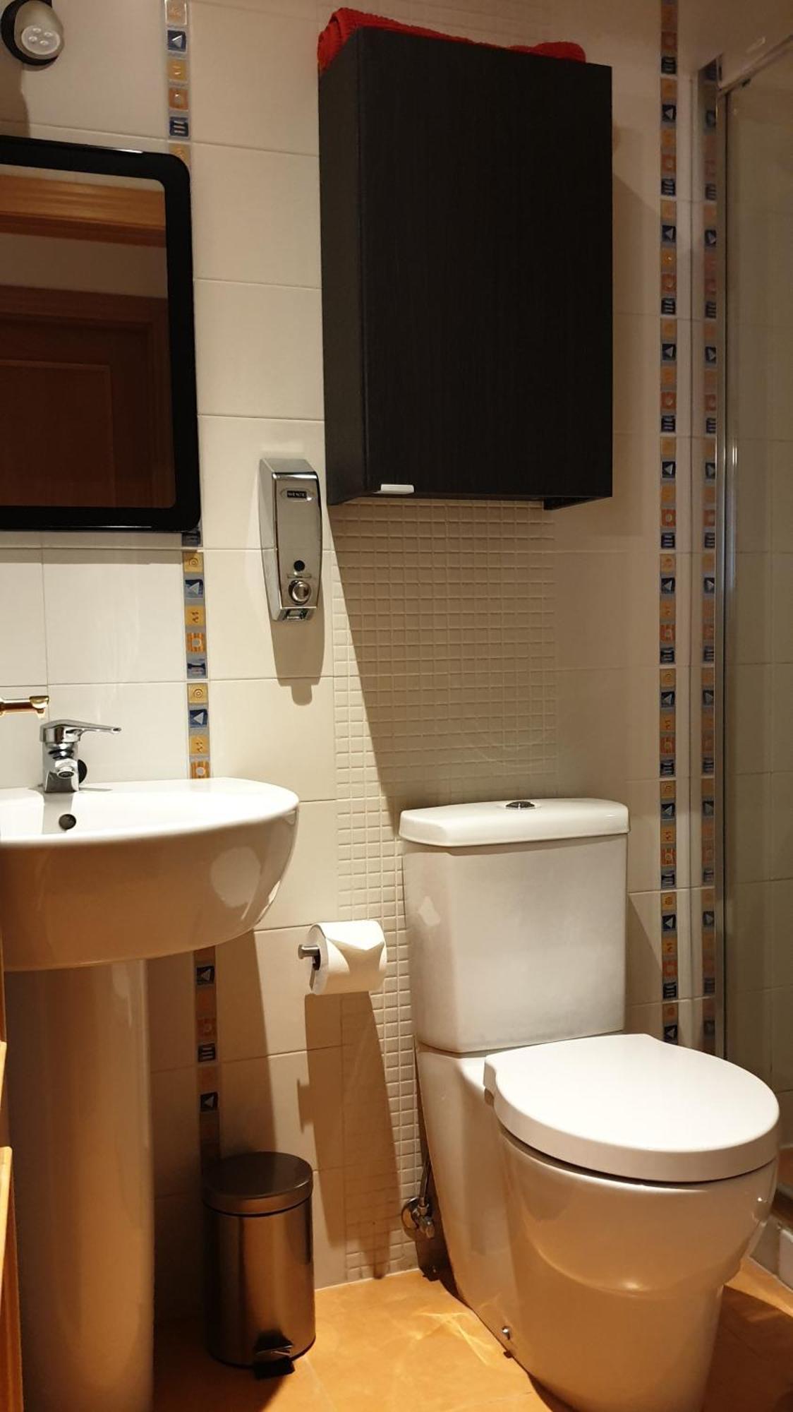 Apartamento "Los Prados" Wifi Y Parking Oviedo Luaran gambar