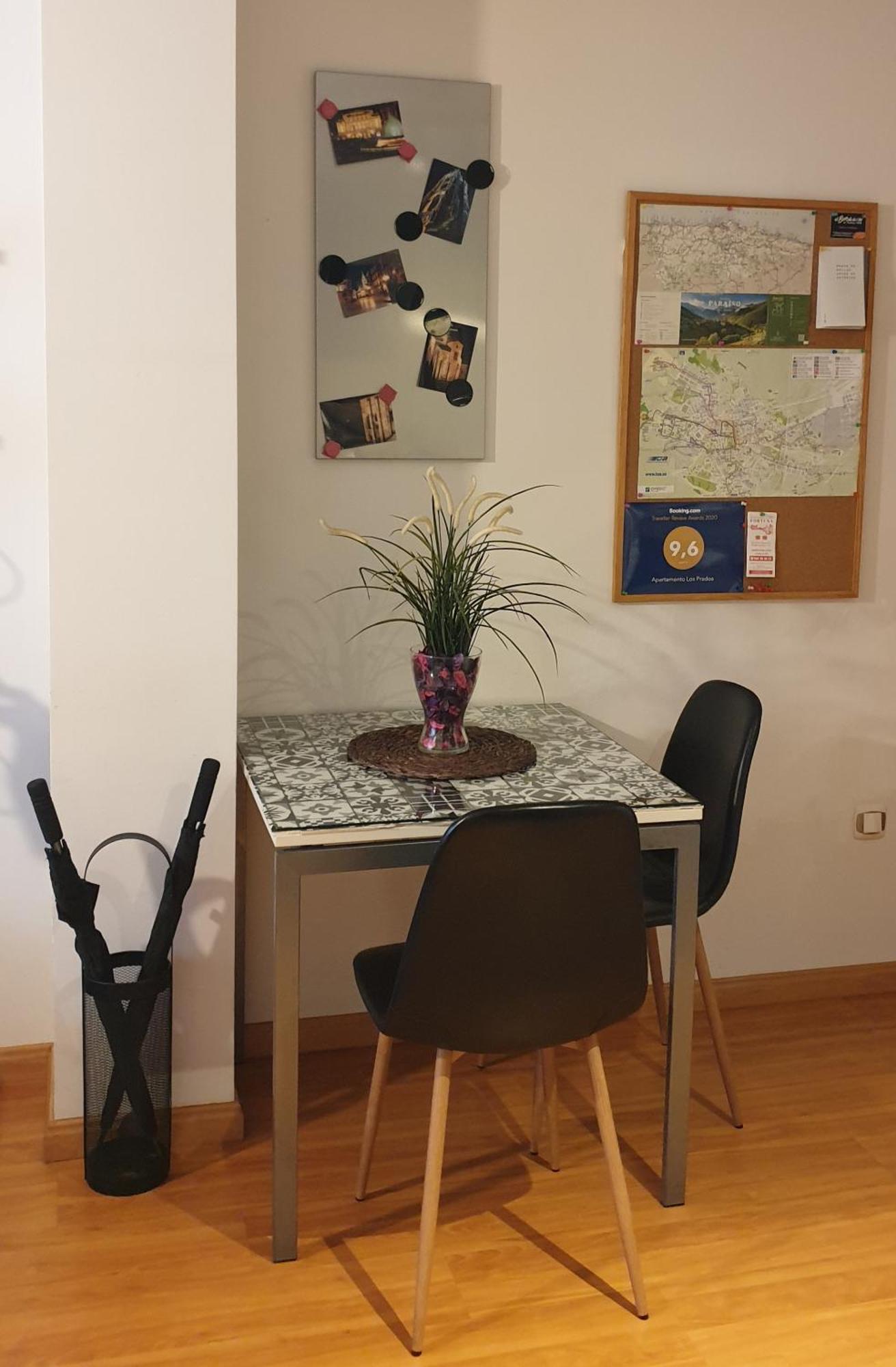 Apartamento "Los Prados" Wifi Y Parking Oviedo Luaran gambar